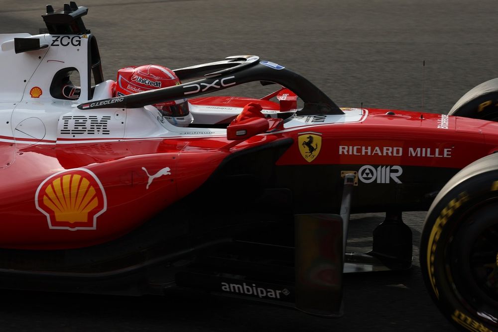 Ferrari empieza mandando en la FP1 de Hungría; el nuevo Aston deja luces y sombras