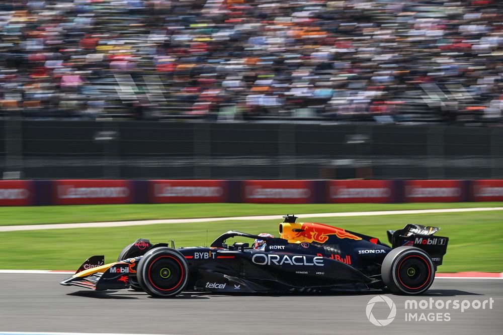 Max Verstappen ontloopt gridstraf voor F1-race in Mexico