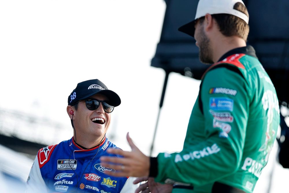 Zane Smith, Front Row Motorsports Ford, Todd Gilliland, Front Row Motorsports Ford