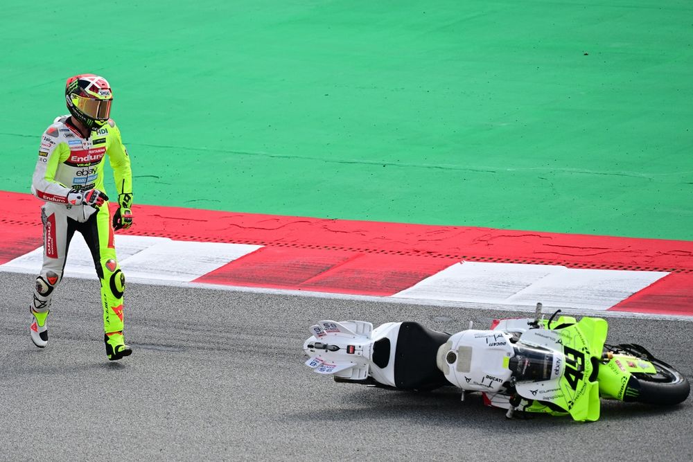 Caída de Fabio Di Giannantonio, VR46 Racing Team