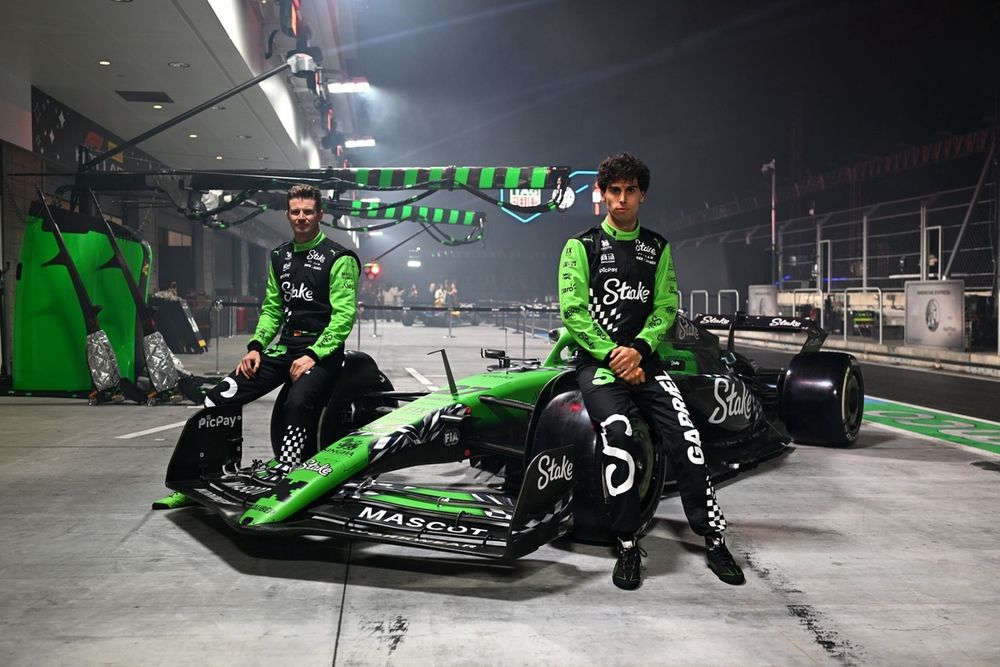 Nico Hulkenberg, Sauber, Gabriel Bortoleto, Sauber