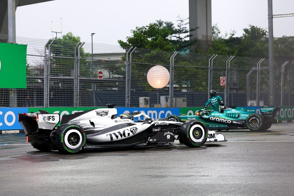 Checo Pérez lamenta el choque con Stroll en el caos de Singapur: "era una buena oportunidad"