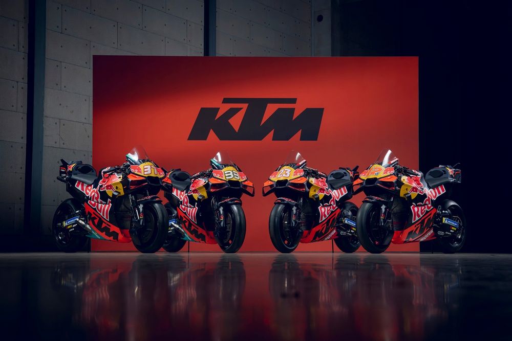 Bikes of Pedro Acosta, Red Bull KTM Factory Racing, Brad Binder, Red Bull KTM Factory Racing, Enea Bastianini, Red Bull KTM Tech 3, Maverick Vinales, Red Bull KTM Tech 3
