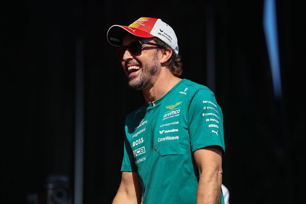 F1 | Alpine, spunta un'ipotesi clamorosa per il 2027: il ritorno di Fernando Alonso