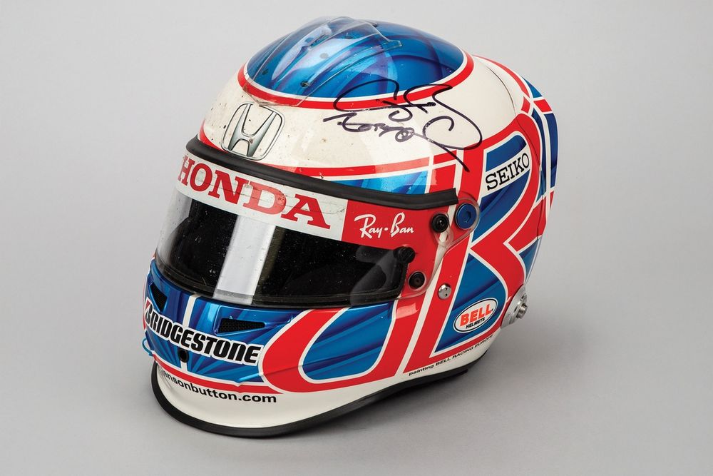 Получите максимальную выгоду за свои памятные вещи из автоспорта на предстоящем аукционе BUDDS.