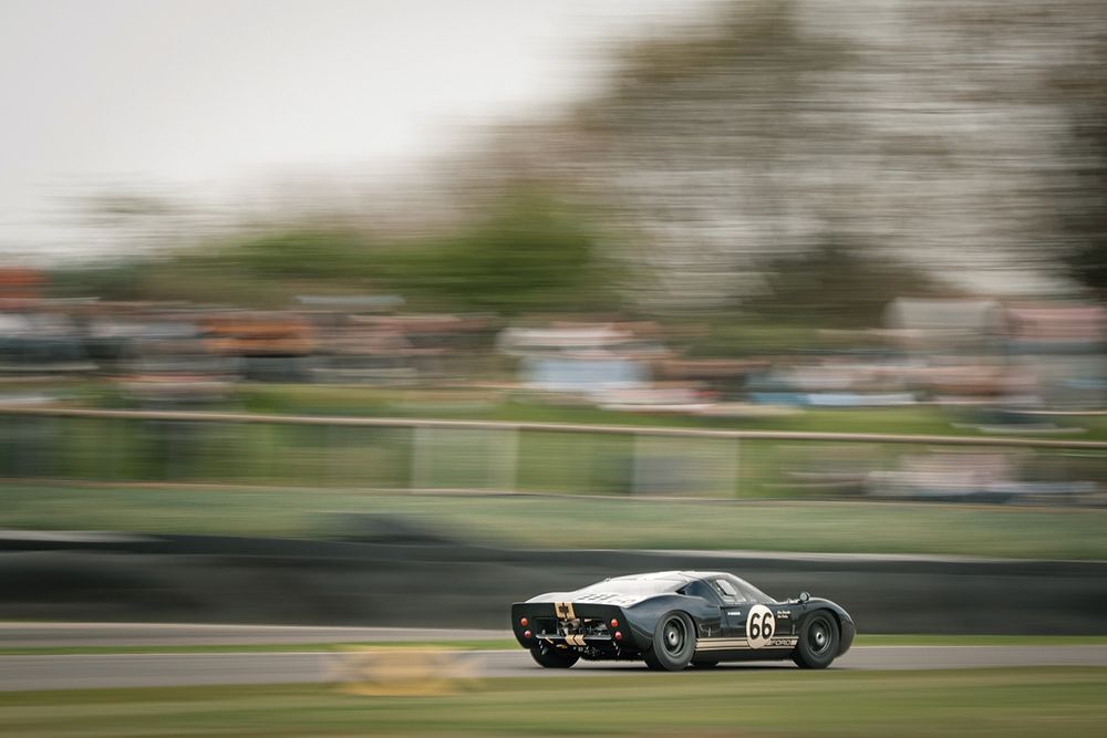 Farley ran just outside
the top 10 in the Gurney Cup before relaying Brundle