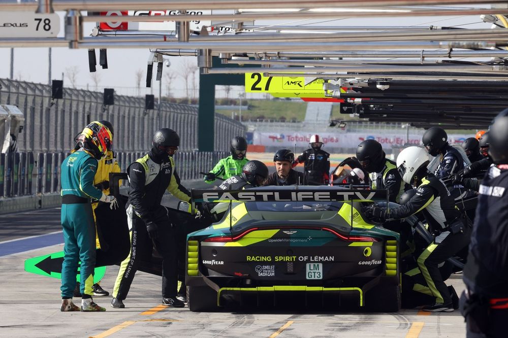 #10 Racing Spirit Of Leman Aston Martin Vantage AMR LMGT3: Derek Deboer, Eduardo Barrichello, Valentin Hasse Clot