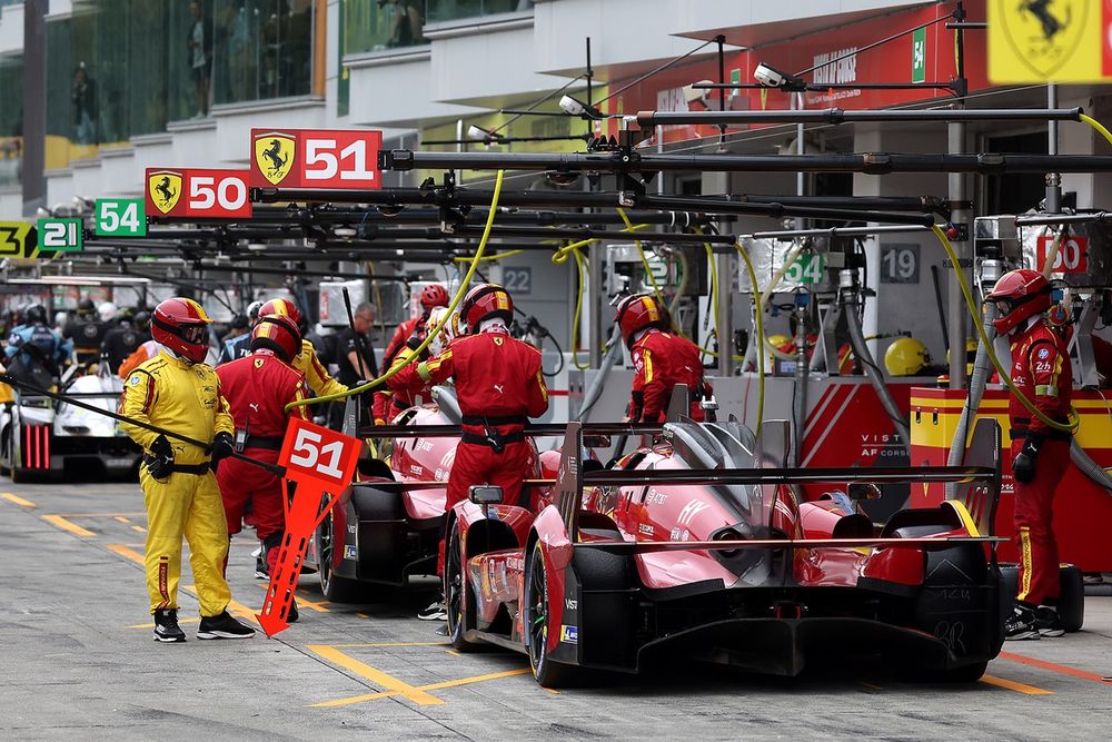 #51 Ferrari AF Corse Ferrari 499P: Alessandro Pier Guidi, James Calado, Antonio Giovinazzi