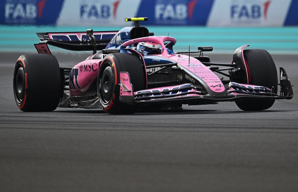 Franco Colapinto, Alpine, en acción en la FP1 del GP de Abu Dhabi.