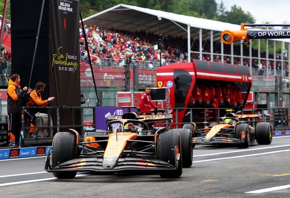 Lando Norris, McLaren, Oscar Piastri, McLaren