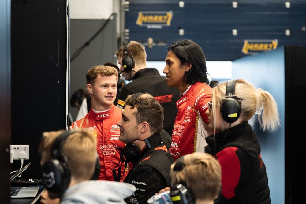 Dan Harper, Sean Gelael, Paradine Competition 991