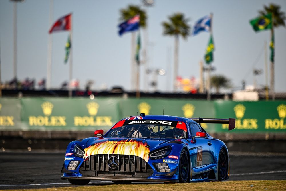 Как команда GTD Pro показала себя в «Рёве перед 24»