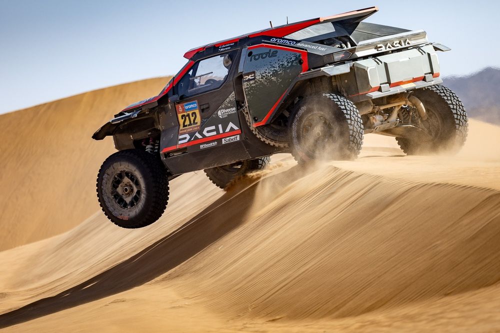 #212 The Dacia Sandriders Dacia: Cristina Gutierrez, Pablo Moreno