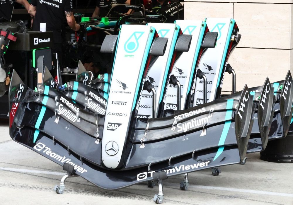 L'ala anteriore della Mercedes: il team di Stoccarda durante il mondiale ha cambiato concept e ha lavorato sulla flessibilità