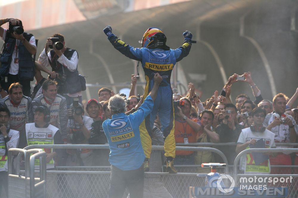 Fernando Alonso, Renault R25, Flavio Briatore