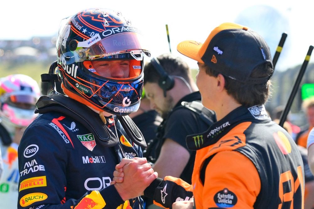 Oscar Piastri, McLaren, Max Verstappen, Red Bull Racing