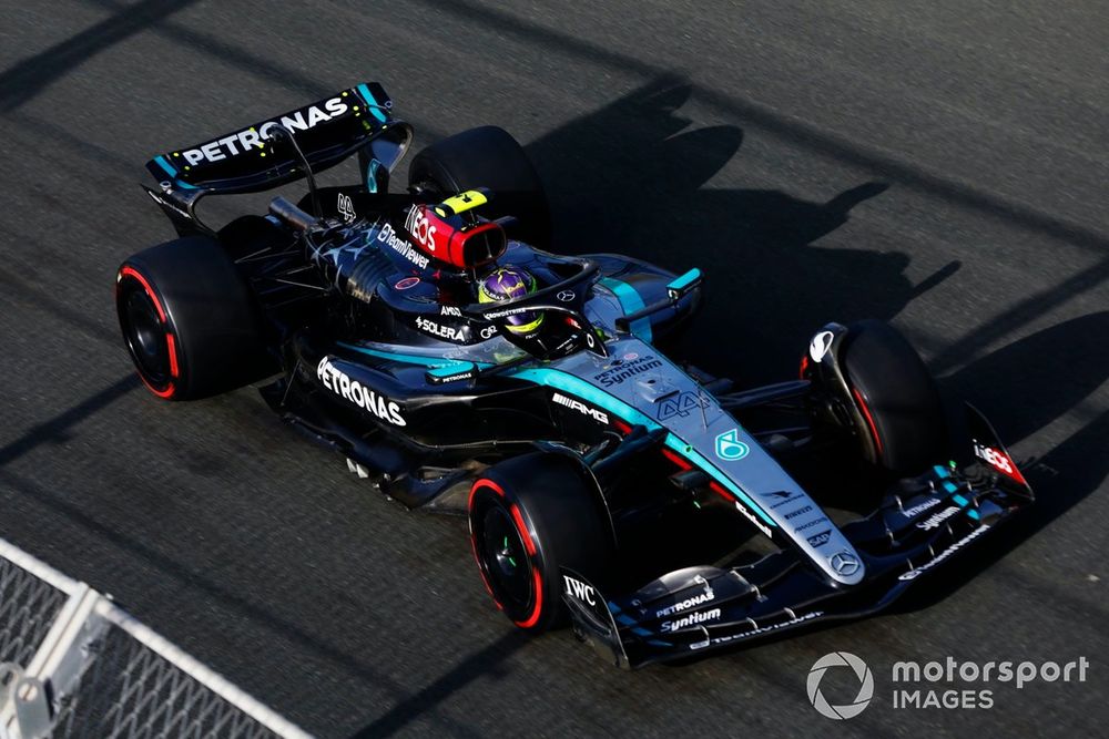 Lewis Hamilton, Mercedes F1 W15