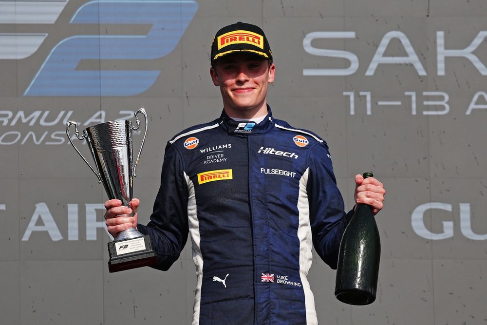 Luke Browning maakt indruk in de Formule 2 als Williams-junior.