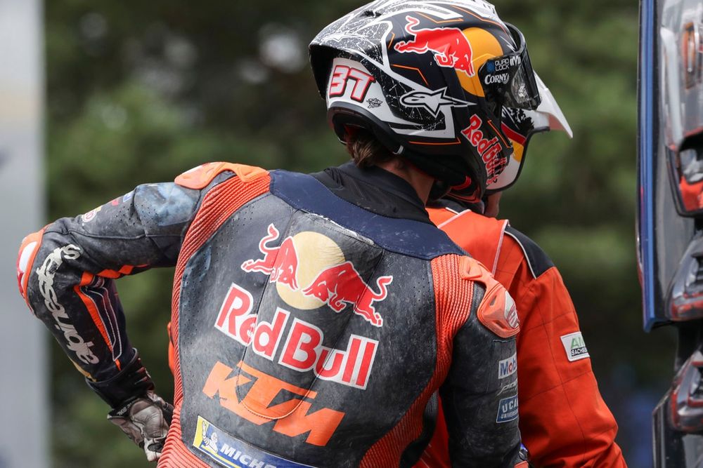 Pedro Acosta, Red Bull KTM Factory Racing, tras la caída de este domingo