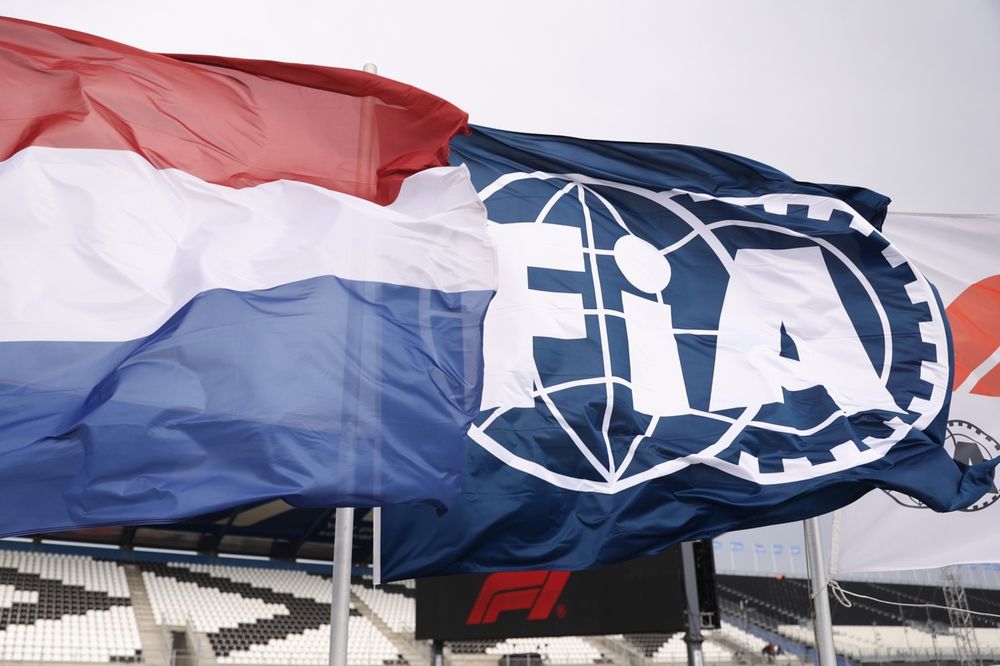 Hollanda ve Formula 1 bayrakları