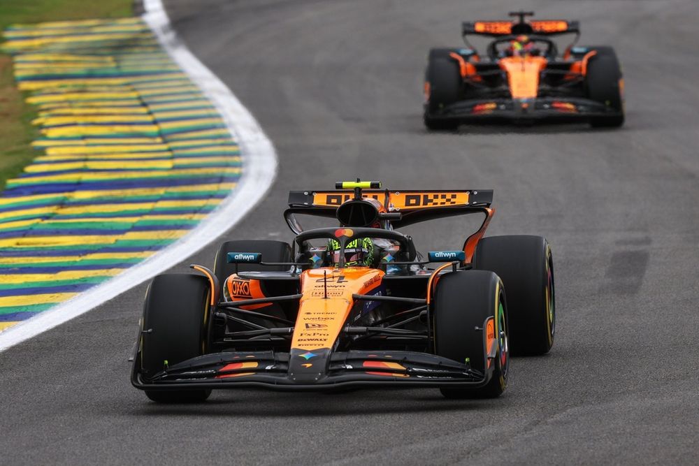 Lando Norris, McLaren, Oscar Piastri, McLaren