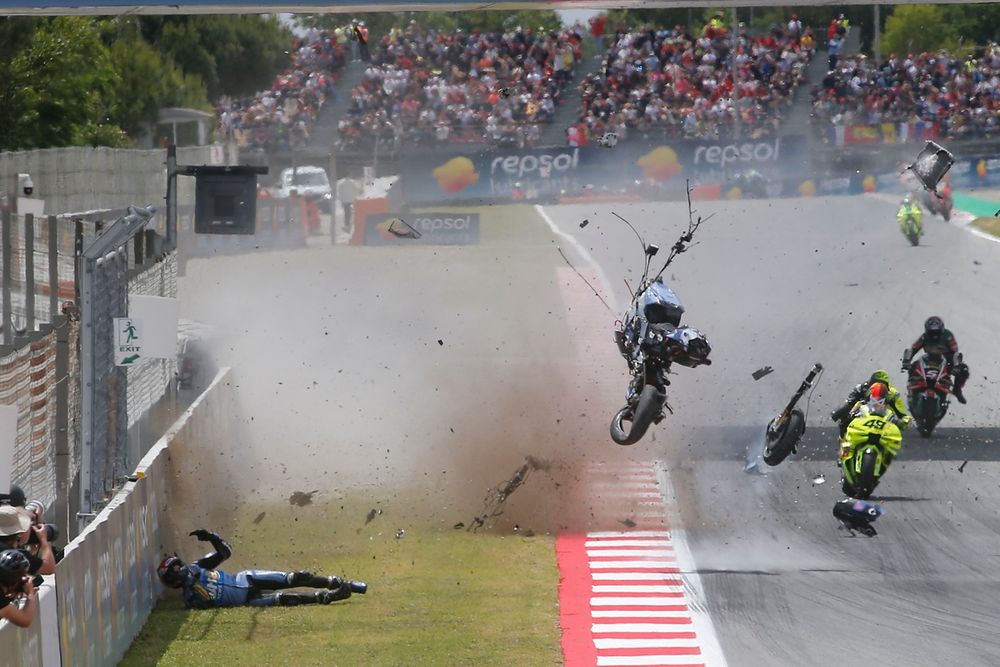 El accidente de Alex Márquez, de Gresini Racing y Pedro Acosta, de Red Bull KTM Factory Racing