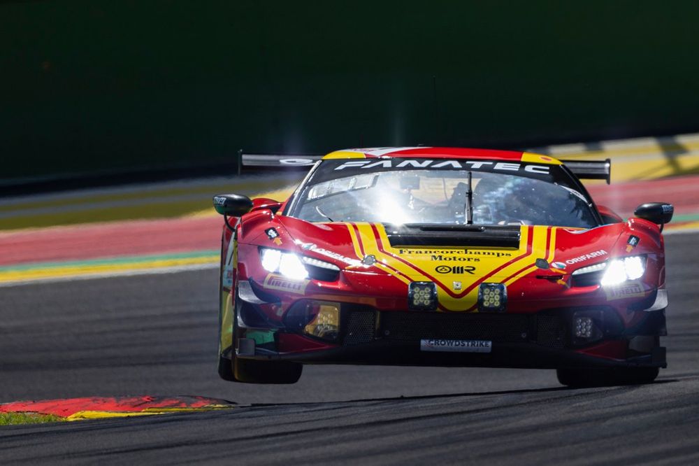 #71 AF Corse - Francorchamps Motors Ferrari 296 GT3: Thomas Neubauer, Vincent Abril, David Vidales