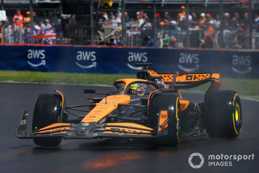 Oscar Piastri, McLaren MCL38 