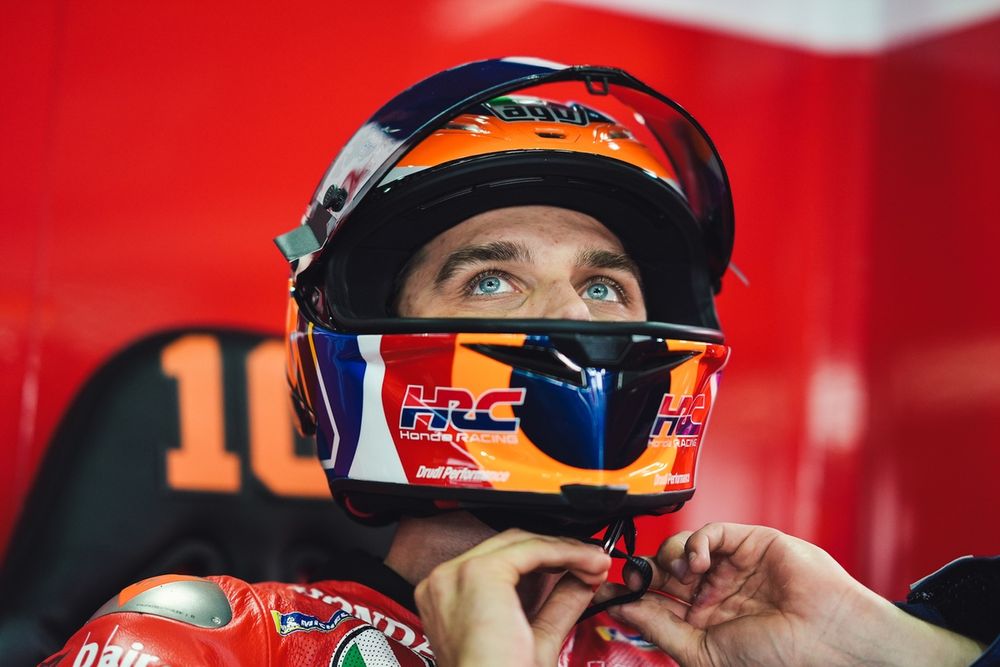 Luca Marini es de los pocos pilotos de MotoGP que no cuenta con un asistente personal