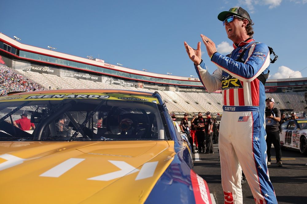 Garett Mitchell (Cleetus McFarland), Rette Jones Racing Ford