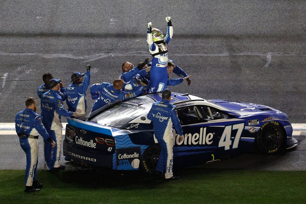 Ricky Stenhouse Jr., JTG Daugherty Racing