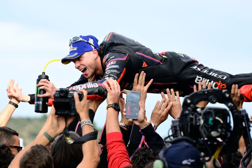 Bezzecchi was Aprilia's leading light and takes momentum into this winter thanks to wins in Portugal and Valencia