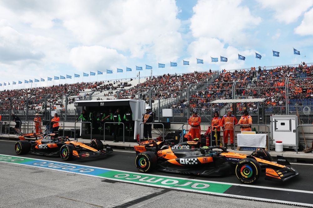 Lando Norris, McLaren, Oscar Piastri, McLaren
