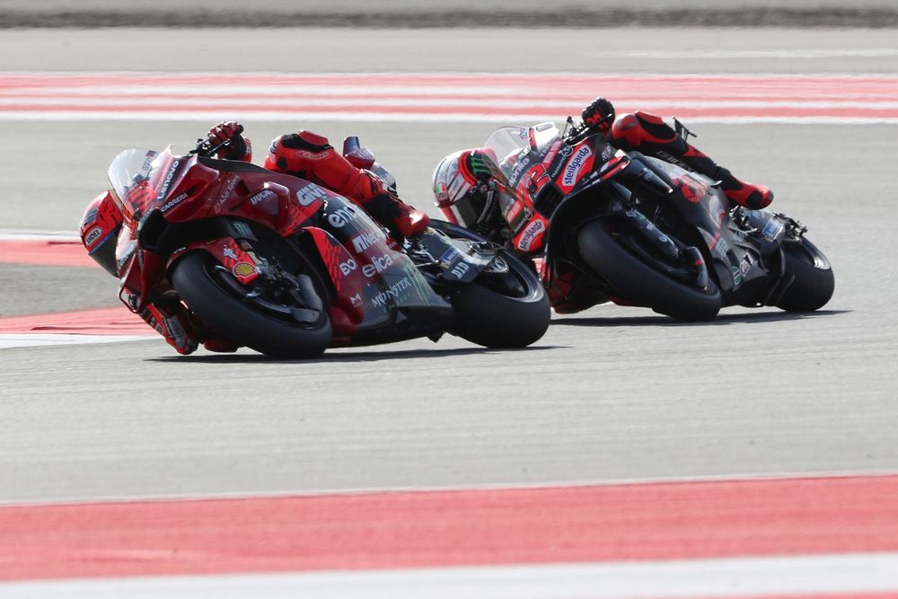 Marc Márquez y Marco Bezzecchi en el Gp de Indonesia 2025