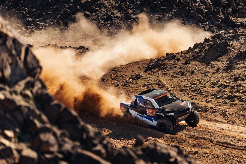 Marek Goczał, Maciej Marton, Toyota Hilux T1+