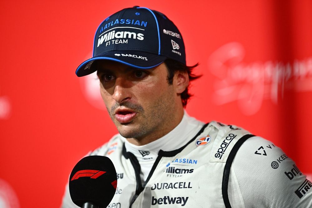 Sainz critica la gestión de Williams en Singapur: "Nos hemos complicado solos"