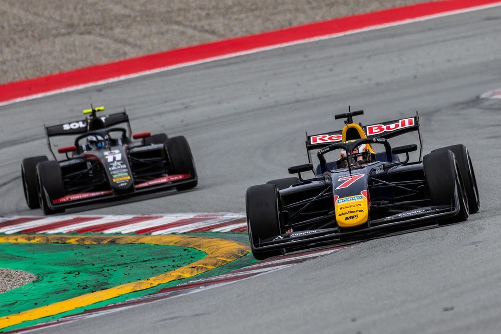 Mattia Colnaghi, MP Motorsport, durante las pruebas de pretemporada de la FIA F3 en Barcelona.