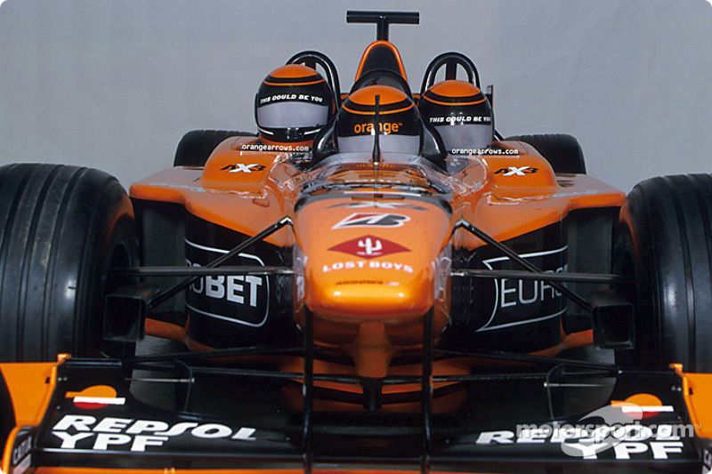 L'Arrows AX3 lors de sa présentation.