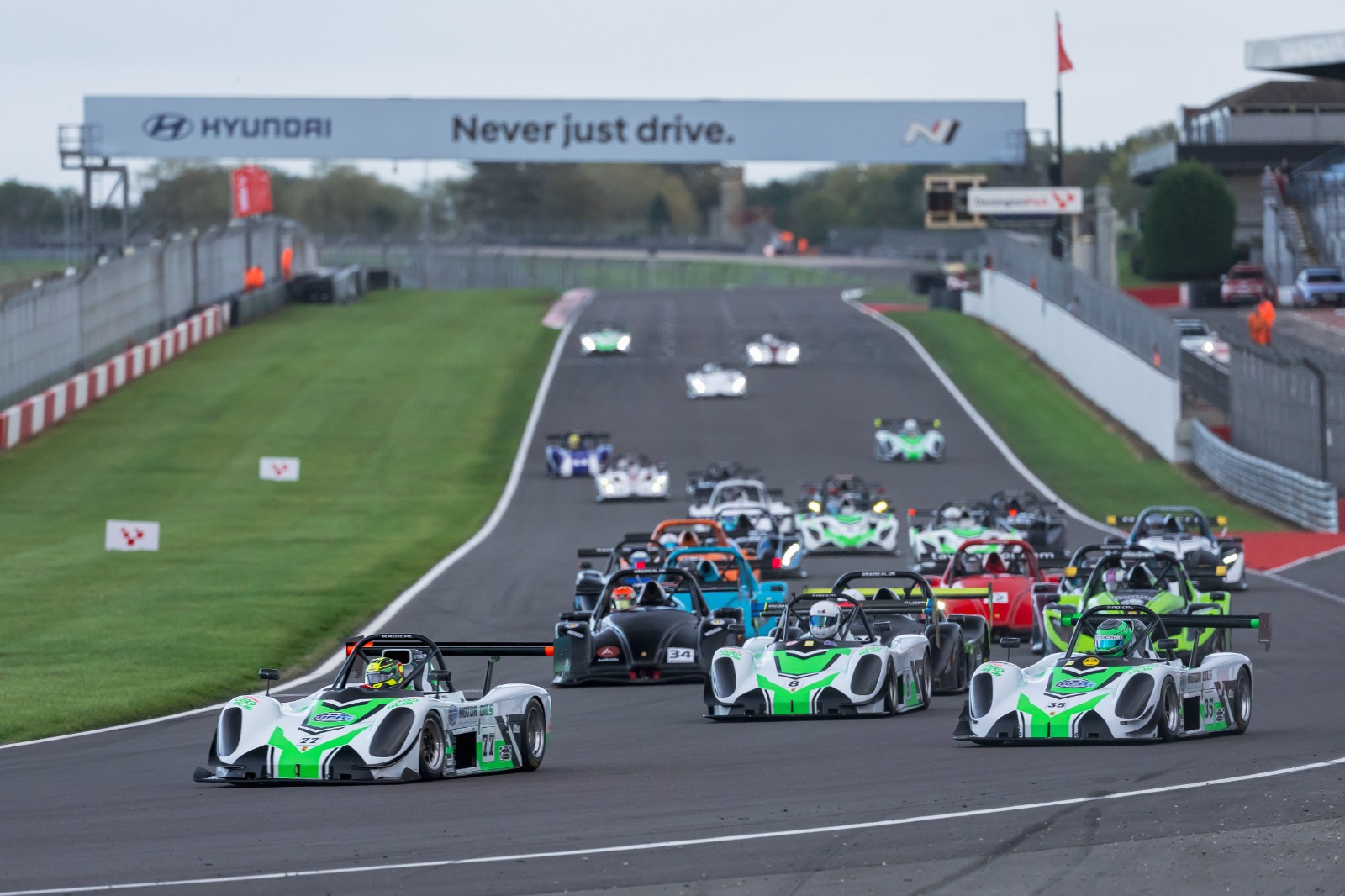 LM Racing machines were again at the head of the Radical Club Challenge pack
