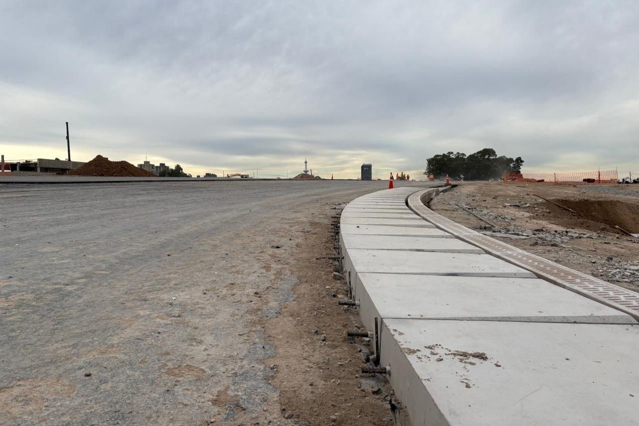 Los pianos comienzan a verse en difernetes partes del circuito. Aquí en la curva 9.