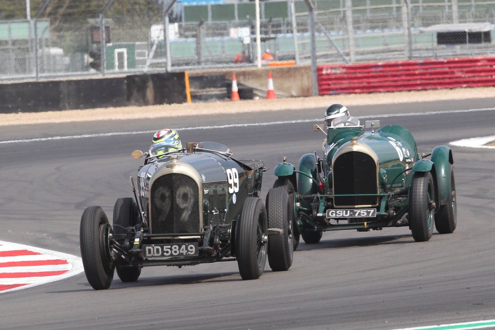 Fox and Morley headed the Bentley pack in the Duff & Clement Trophy contest