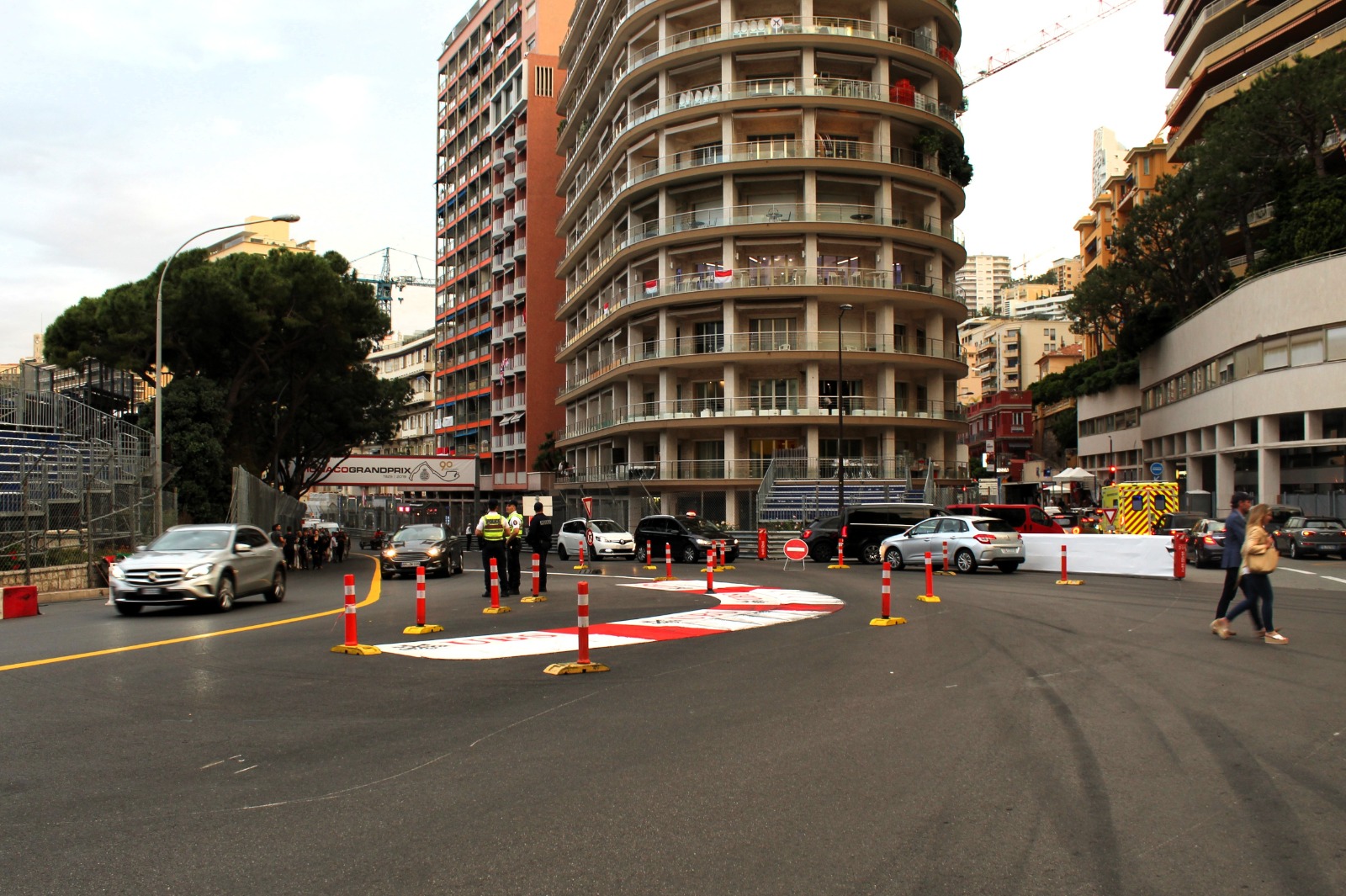 Dagelijks verkeer op het Circuit de Monaco