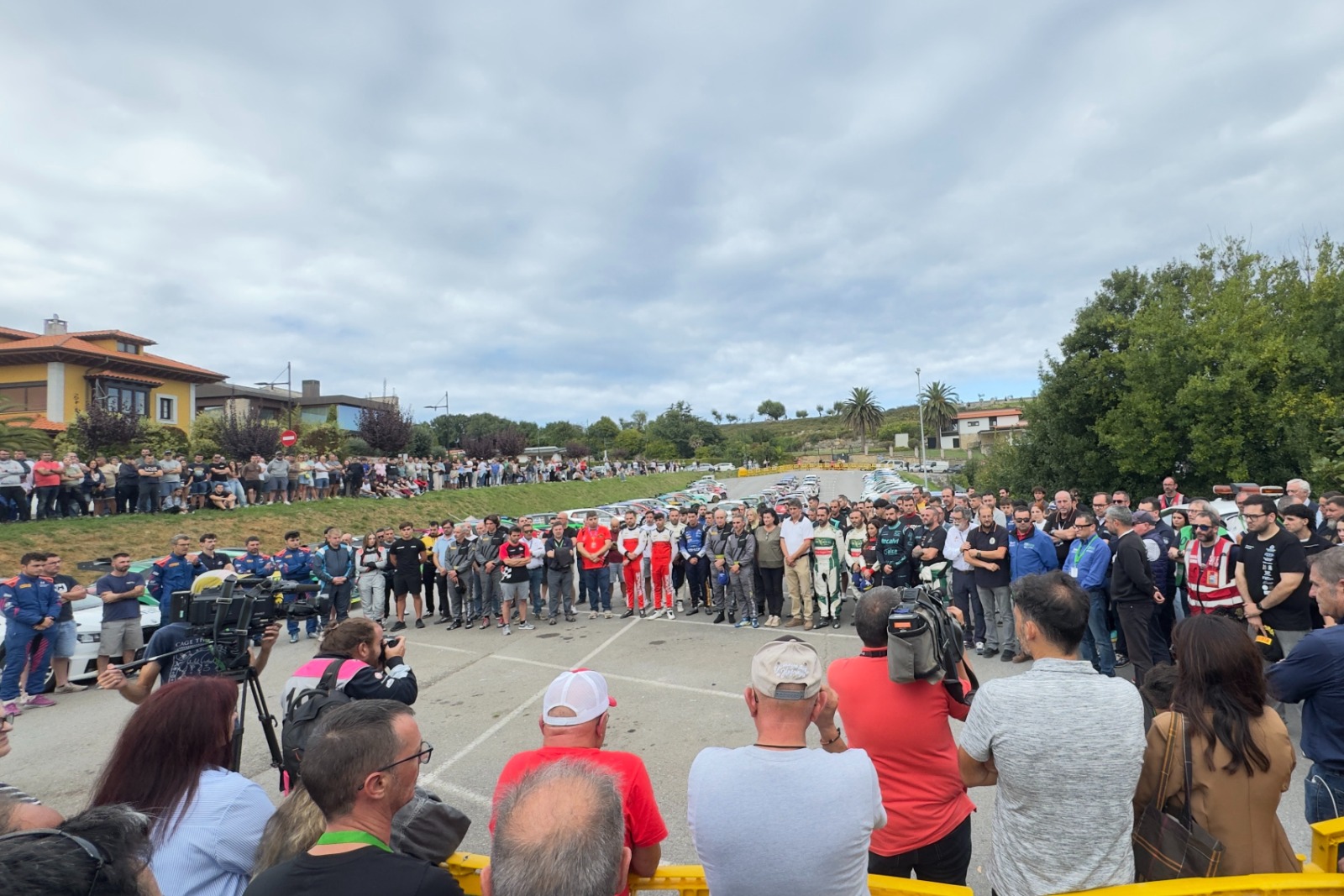 Rallye Villa de Llanes - Minuto de silencio en memoria de Soraya Barreiro