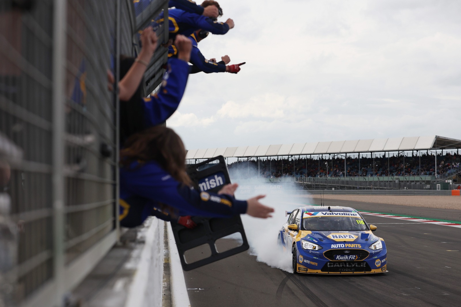 Record-breaking Sutton celebrates taking his fifth BTCC title with four races to spare