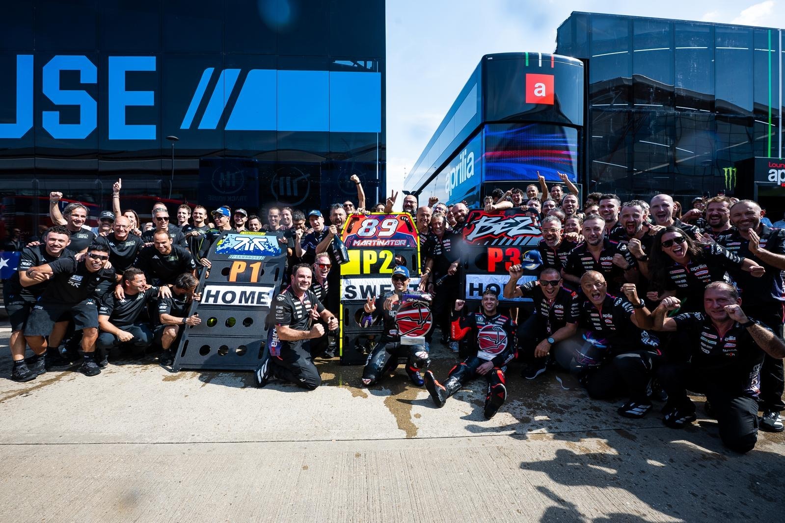 Aprilia tuvo un gran fin de semana en Silverstone.
